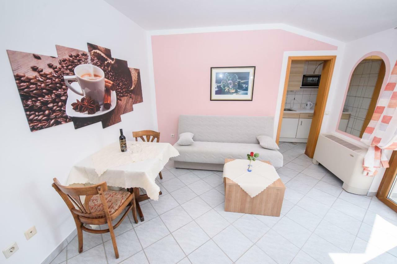 Apartments San Jozef Trogir Exterior photo